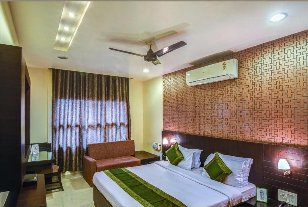 Hotel Regency Bhopal Buitenkant foto