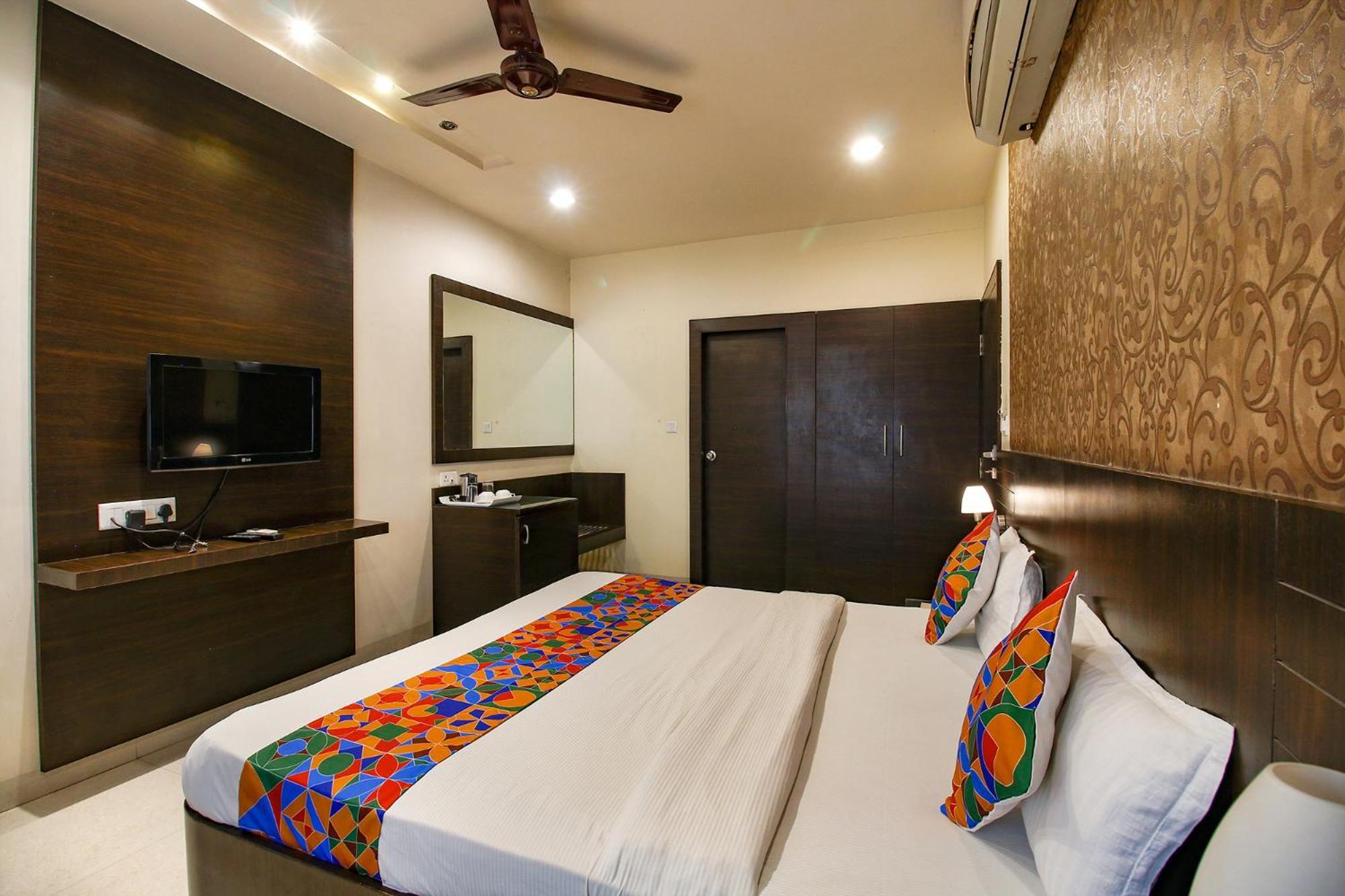 Hotel Regency Bhopal Buitenkant foto