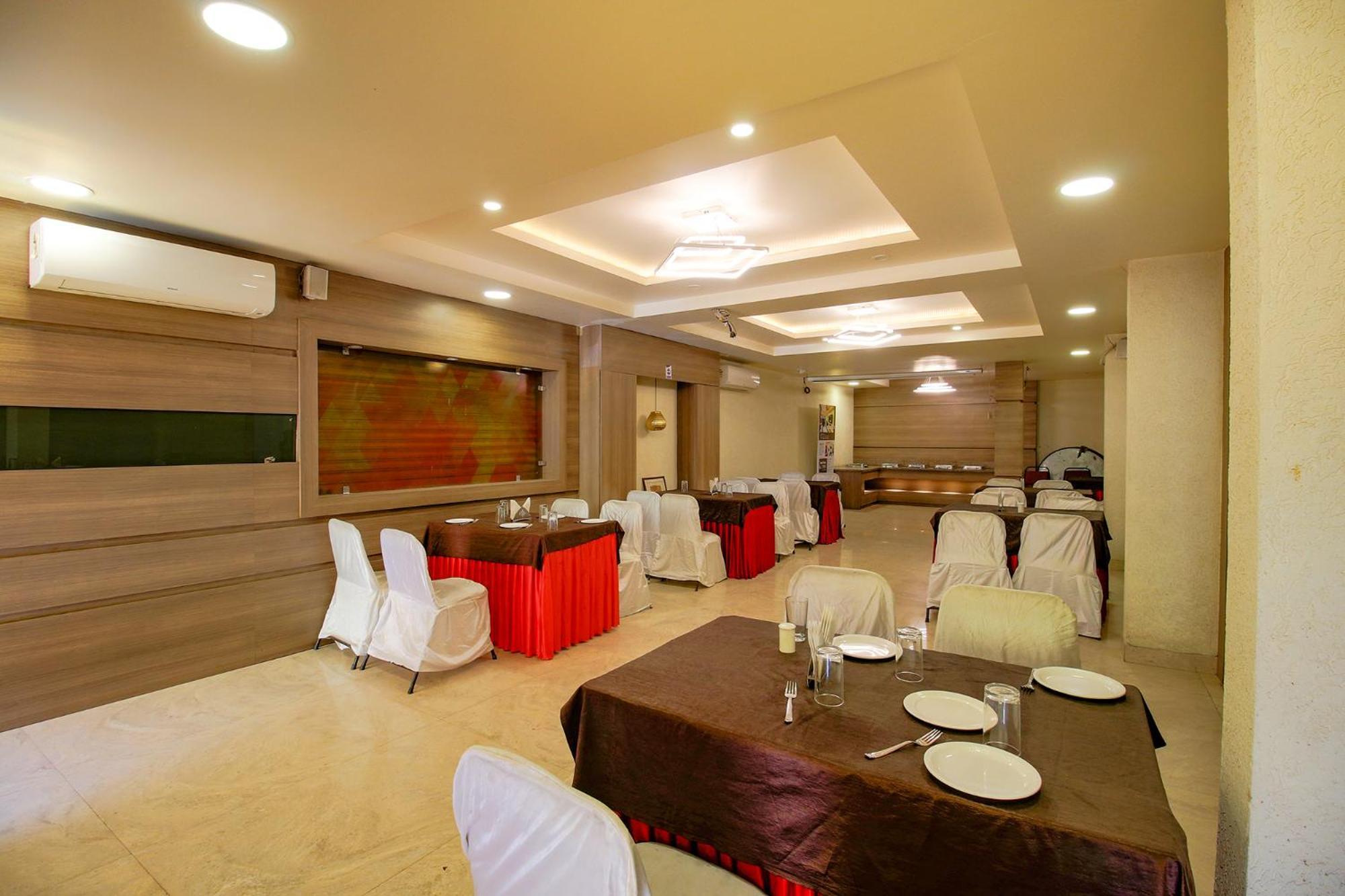 Hotel Regency Bhopal Buitenkant foto