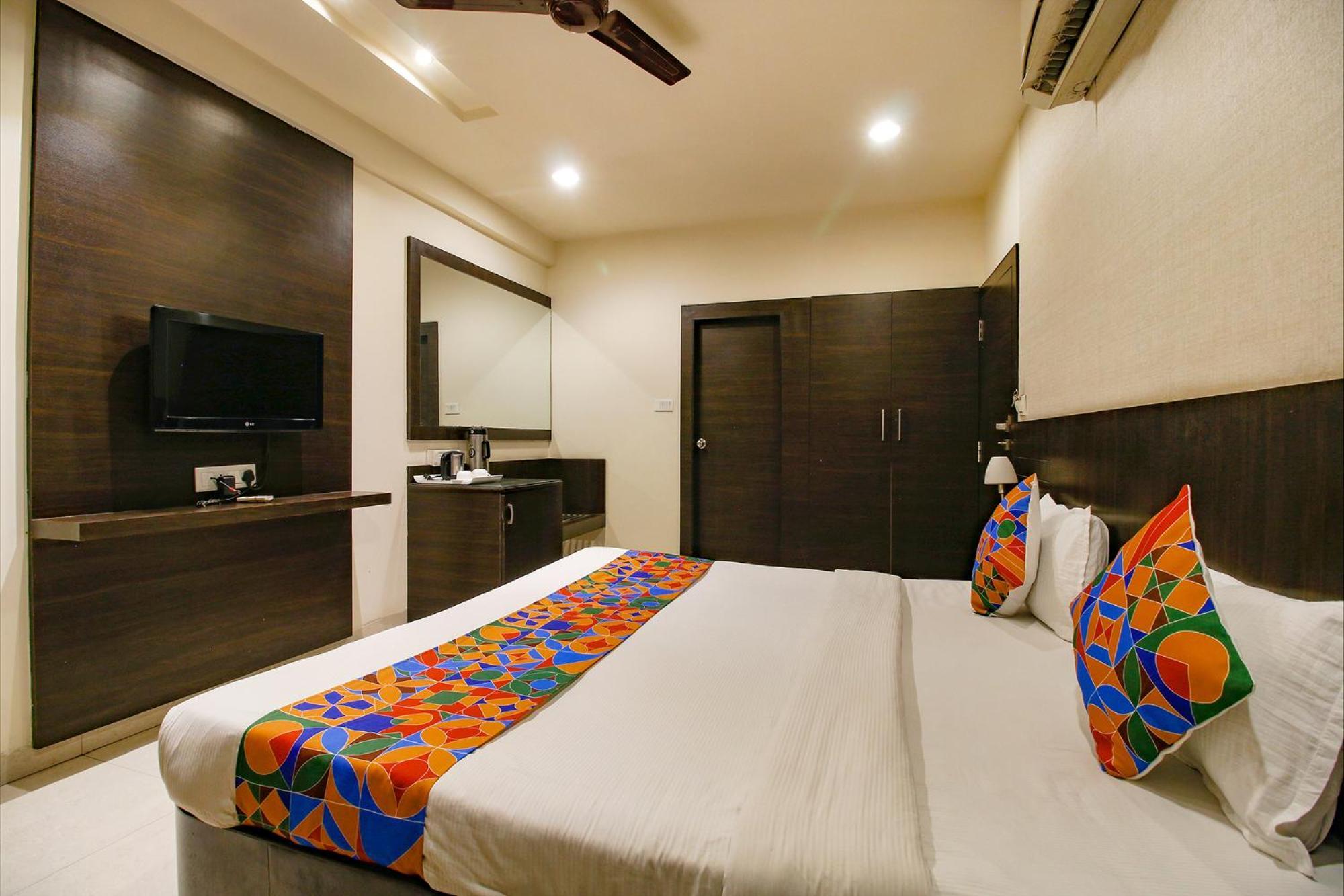 Hotel Regency Bhopal Buitenkant foto