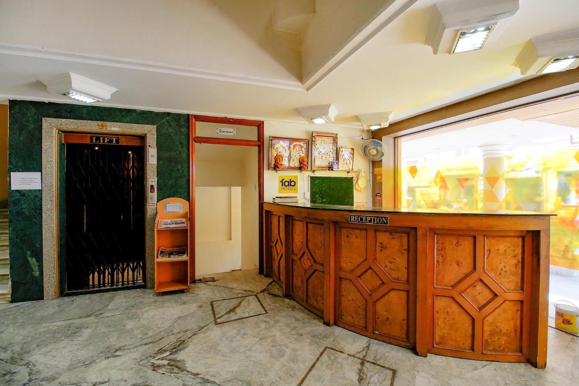 Hotel Regency Bhopal Buitenkant foto